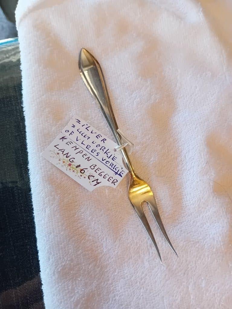 antiek zilver zuurvorkje/vleesvorkje, Antiek en Kunst, Ophalen of Verzenden, Zilver