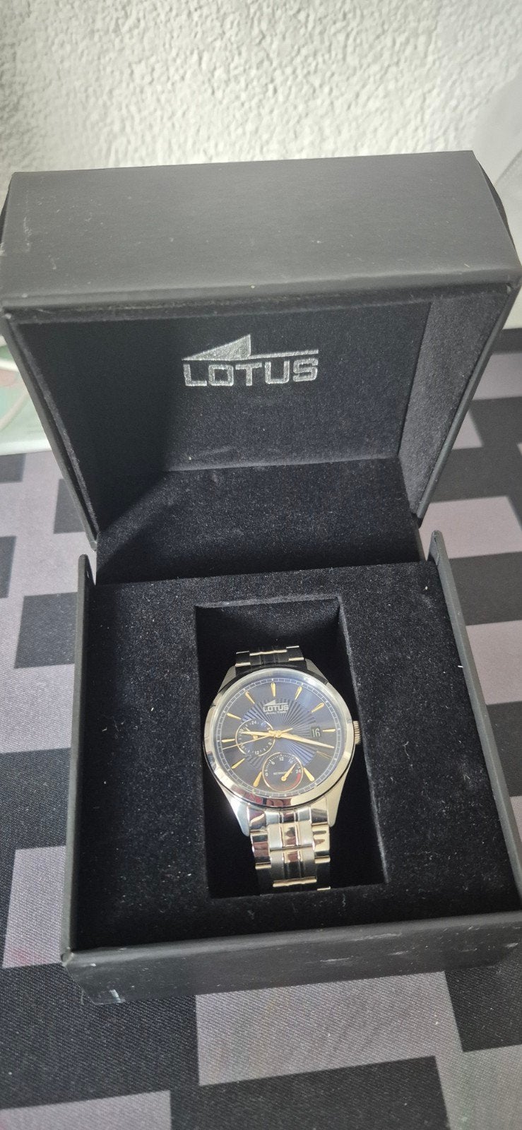 Horloge ( Lotus), Sieraden, Tassen en Uiterlijk, Ophalen, Nieuw, Staal, Overige merken