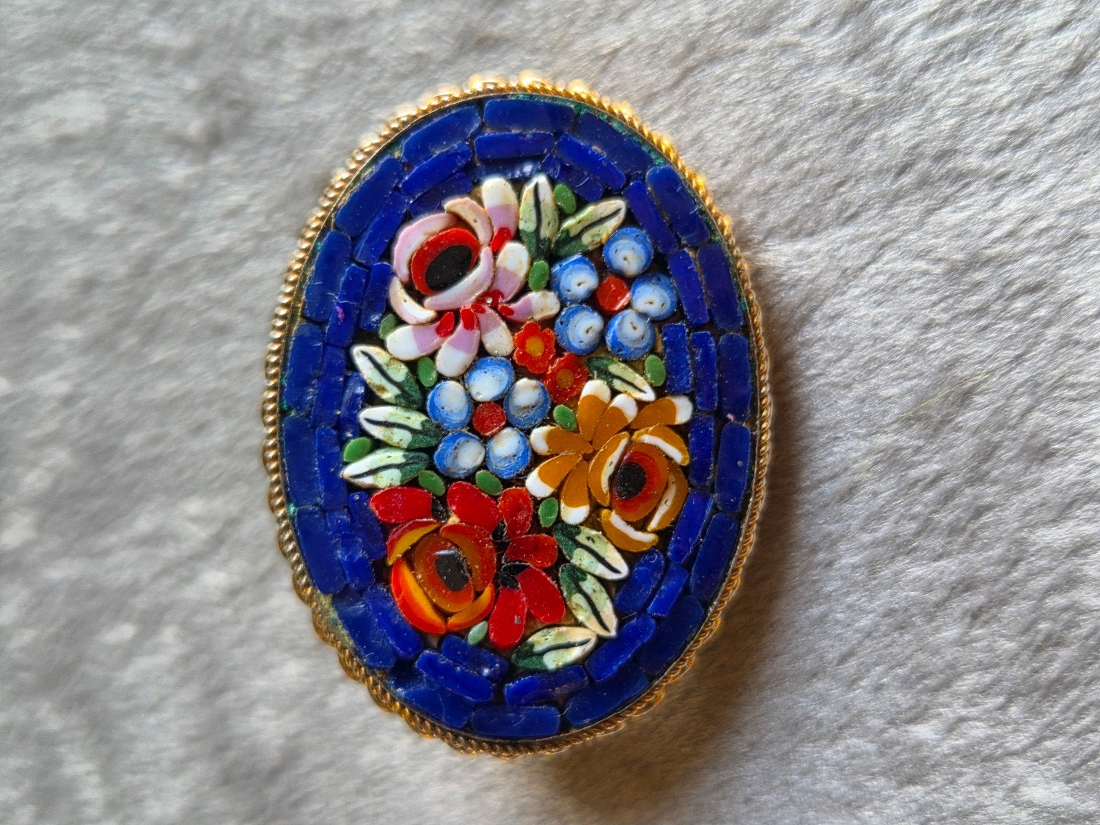 Vintage Mozaïek Broche Italië - 3.5 cm, Sieraden, Tassen en Uiterlijk, Broches, Overige materialen, Gebruikt, Blauw, Minder dan 4 cm