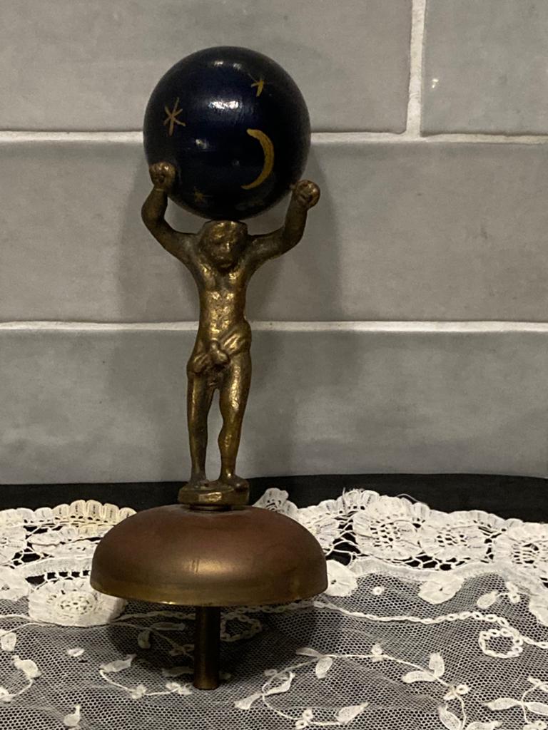 onderdeel klok, bel met atlas figuur(190824), Ophalen of Verzenden