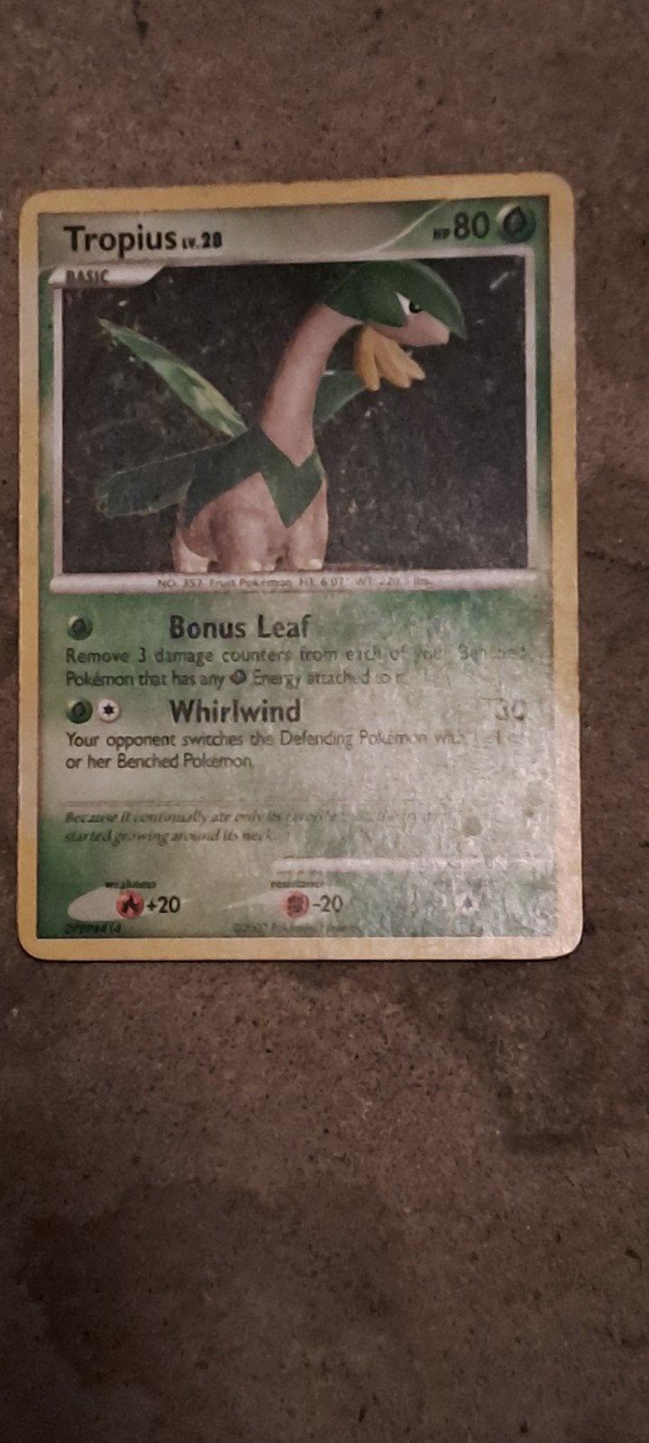 Pokemon kaart Tropius, Ophalen of Verzenden, Zo goed als nieuw, Losse kaart