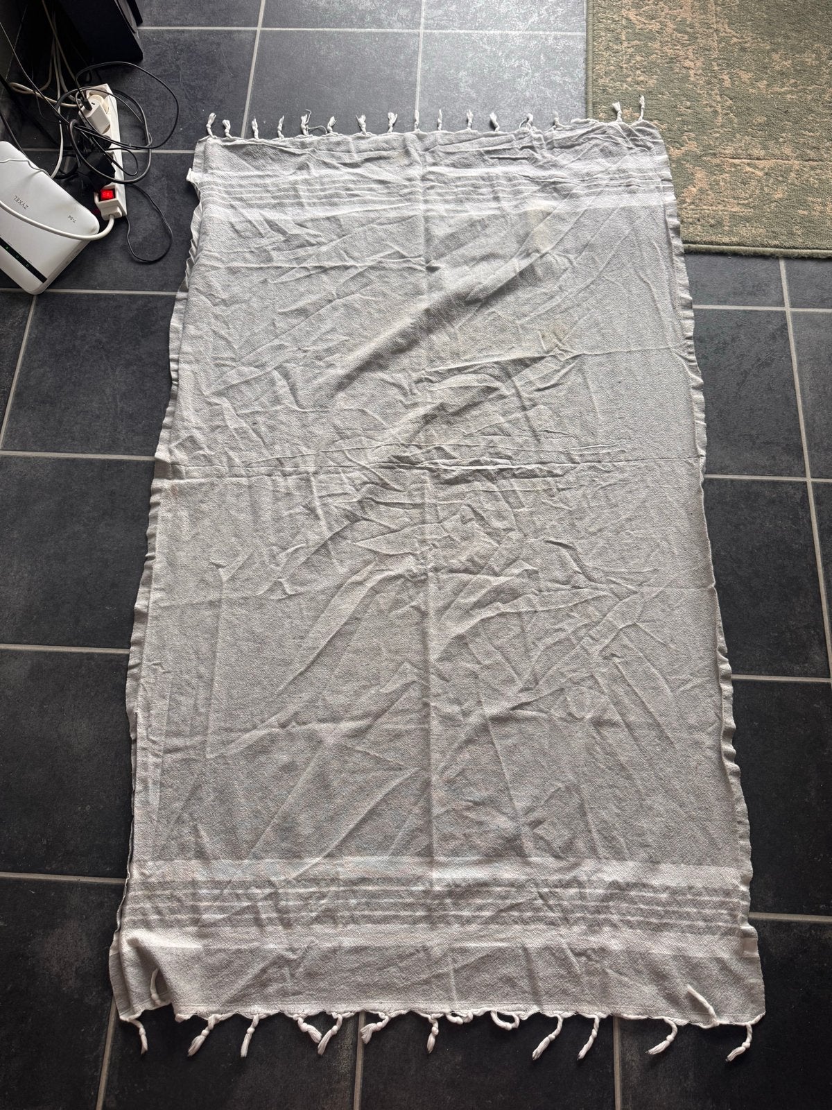 Grijze Hamamdoek met Franjes - Lichtgewicht en Sneldrogend, Ophalen of Verzenden, Gebruikt, Grijs, Badlaken