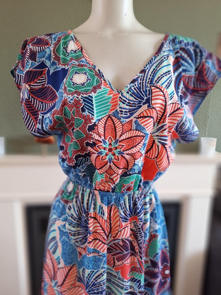 Vintage love mooie kleurrijke lange jurk M 38, Kleding | Dames, Maat 38/40 (M), Zo goed als nieuw, Vintage Love, Onder de knie