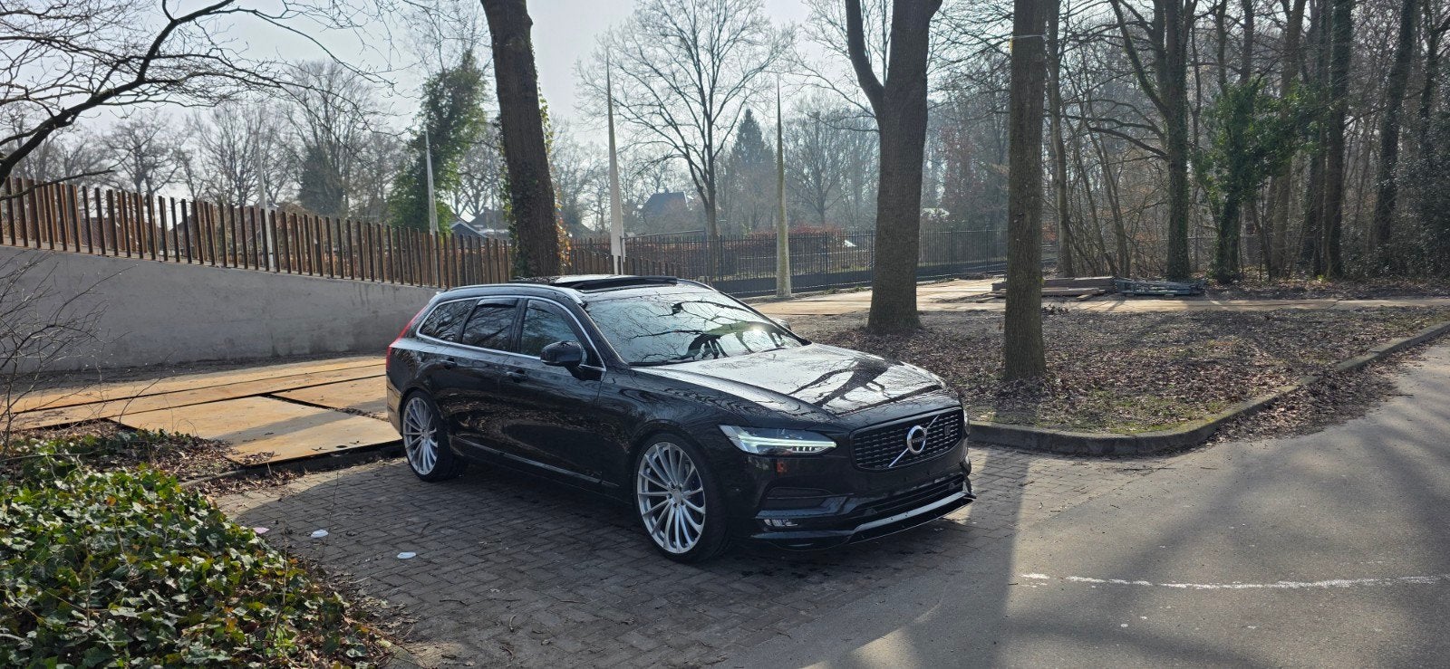 Volvo V90 2.0 D4 Inscription, Auto's, Volvo, 4 cilinders, 1969 cc, Zwart, Leder