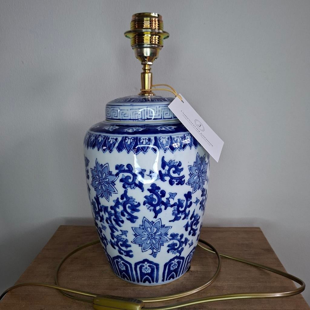 Handgemaakte lampenvoet van vintage Chinese dekselpot, Huis en Inrichting, Lampen | Tafellampen, Ophalen of Verzenden