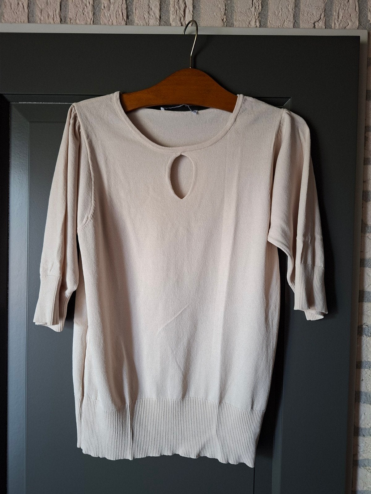 Truitje dames Label  Dot maat 48, Maat 38/40 (M), Beige, Ophalen of Verzenden, Zo goed als nieuw