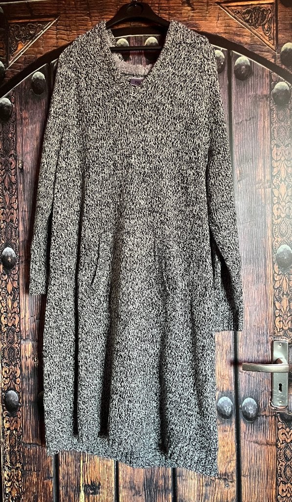 Mooie lange hoodie-jurk maat 46 nu voor 24,99€, Meerkleurig, Maat 46/48 (XL) of groter, Nieuw, Ophalen of Verzenden