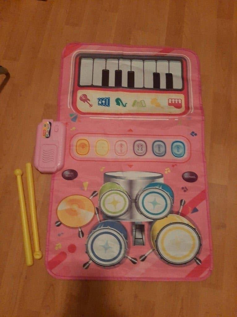 Muziekmat met werkende piano+drumstel+stokken, Ophalen of Verzenden, Zo goed als nieuw, Elektronica, Met licht