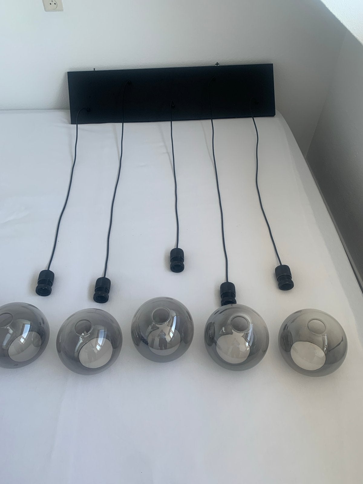 Moderne hanglamp met 5 glazen bollen, rookgrijs, Ophalen, Zo goed als nieuw, Glas, Overige fittingen