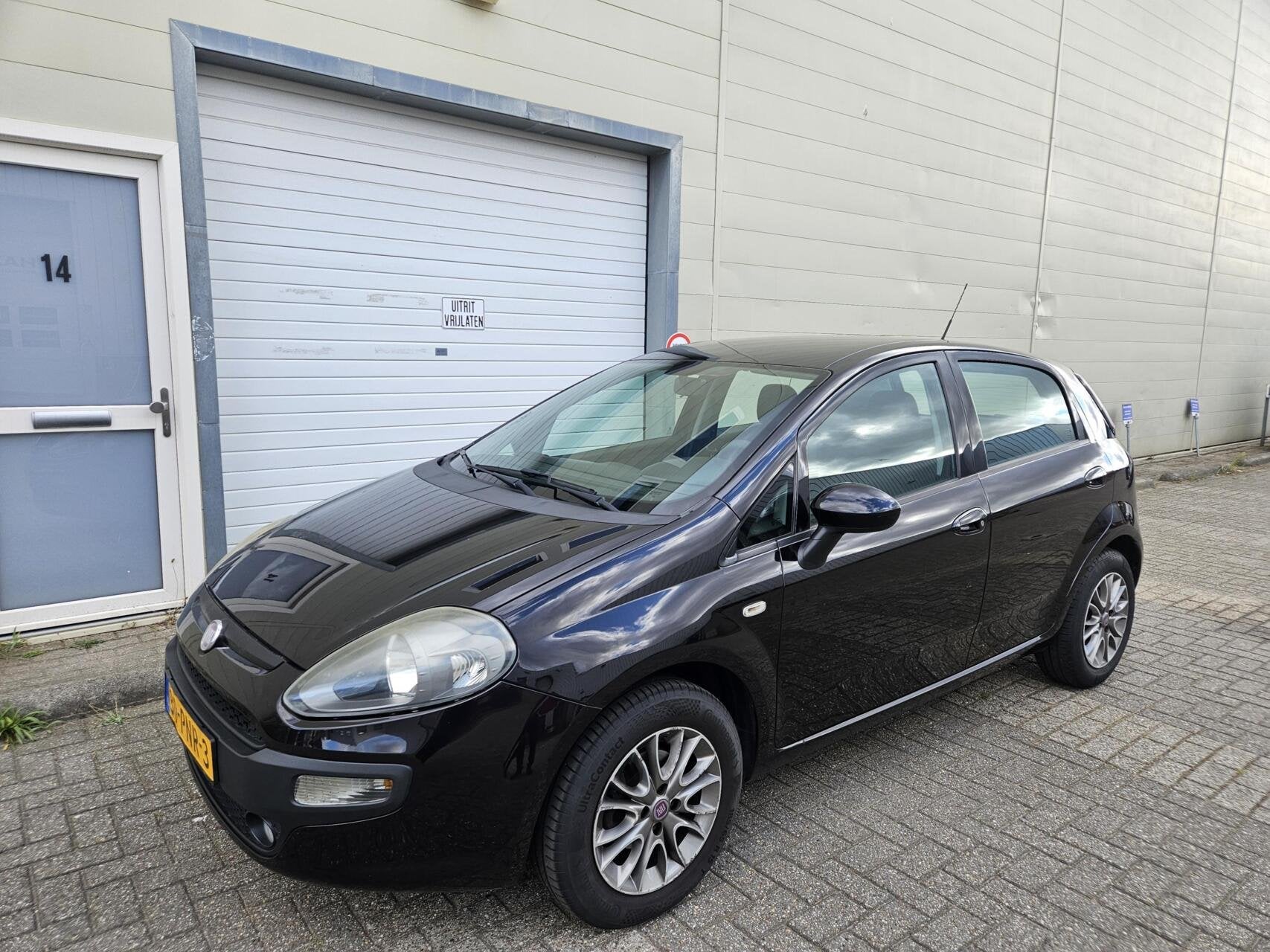 Fiat Punto Evo 1.4 NAP 5 Deurs Airco, Auto's, Fiat, Voorwielaandrijving, Euro 5, 4 cilinders, 400 kg