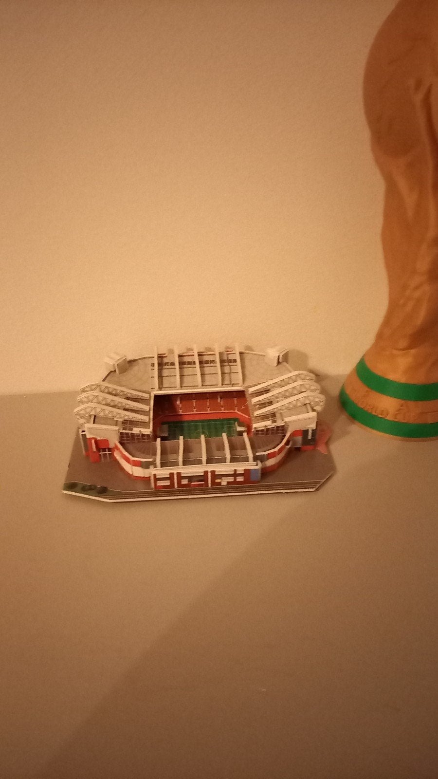 Old Trafford Manchester United 'Theater of Dreams' model, Ophalen of Verzenden, Zo goed als nieuw, Buitenlandse clubs, Beeldje of Poppetje