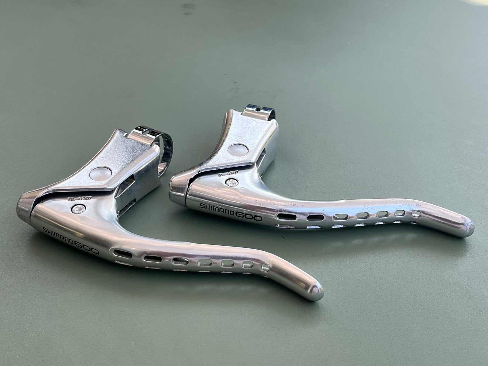 Vintage Shimano 600 Drilled BL-6208 remhendels, Fietsen en Brommers, Fietsonderdelen, Remmen, Gebruikt, Ophalen of Verzenden, Aluminium