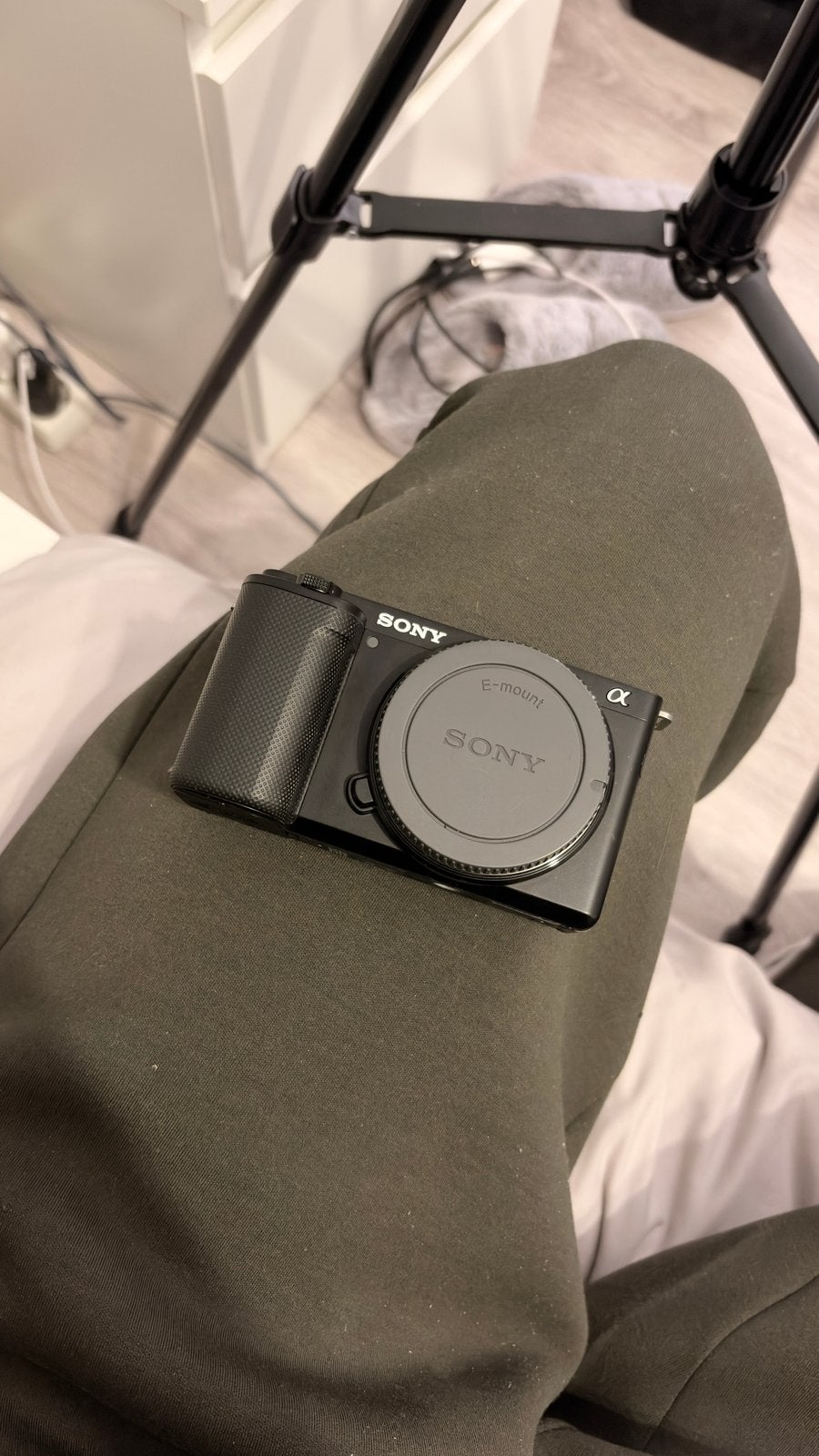 Sony ZV-E10 body (LEES BESCHRIJVING!)