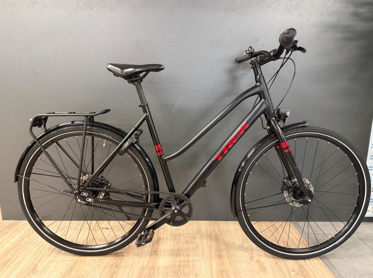 TREK District 3 Equipped Stagger Matte Trek Black L L, Gebruikt, -, -, -