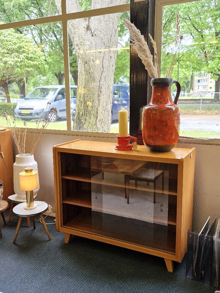 Vintage kast met glazen schuifdeurtjes, Ophalen, Gebruikt, ., Vintage