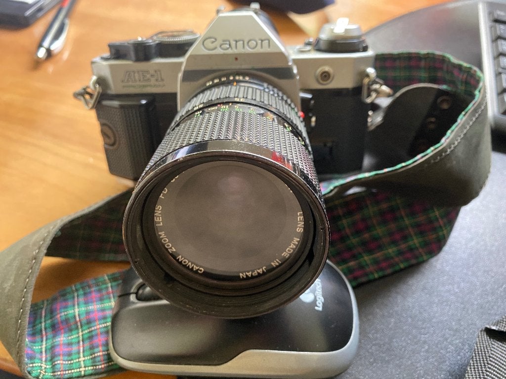 Canon EOS 888 & AE1 Program met lenzen, Ophalen of Verzenden, Gebruikt, Spiegelreflex, Canon