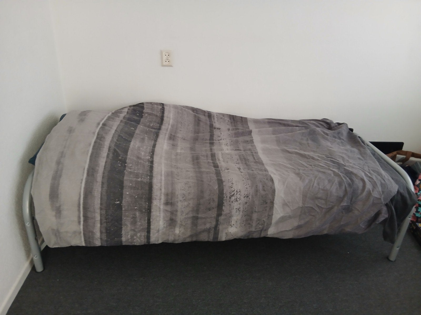 inklapbaar Eenpersoonsbed metalen bed incl lattenbodem en  m, Huis en Inrichting, Ophalen, Gebruikt, 90 cm, Eenpersoons