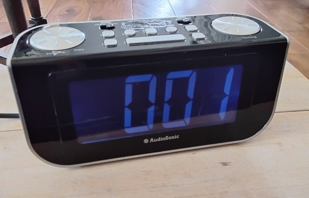 AudioSonic wekker - half-werkend (zie advertentietekst!), Witgoed en Apparatuur, Ophalen of Verzenden, Gebruikt, Digitaal