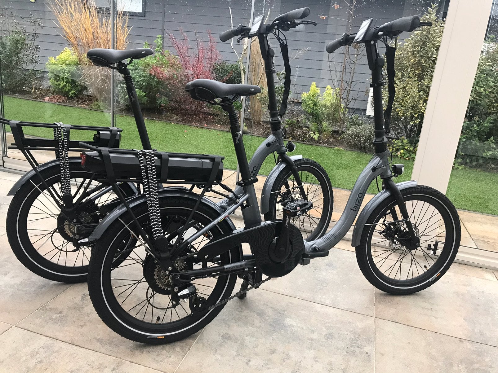 2 praktisch nieuwe e-vouwfietsen ! Bizo, grijs , 20 inch ,, Ophalen, Zo goed als nieuw, 20 inch of meer
