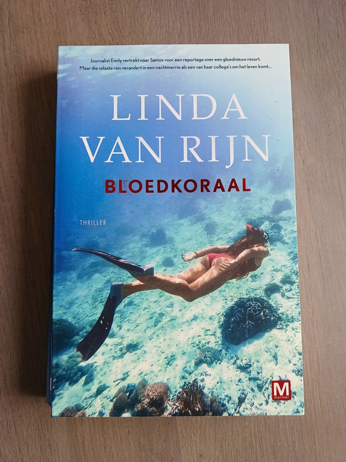 Bloedkoraal - Linda van Rijn (Literaire thriller), Ophalen of Verzenden, Zo goed als nieuw, Linda van Rijn, Nederland