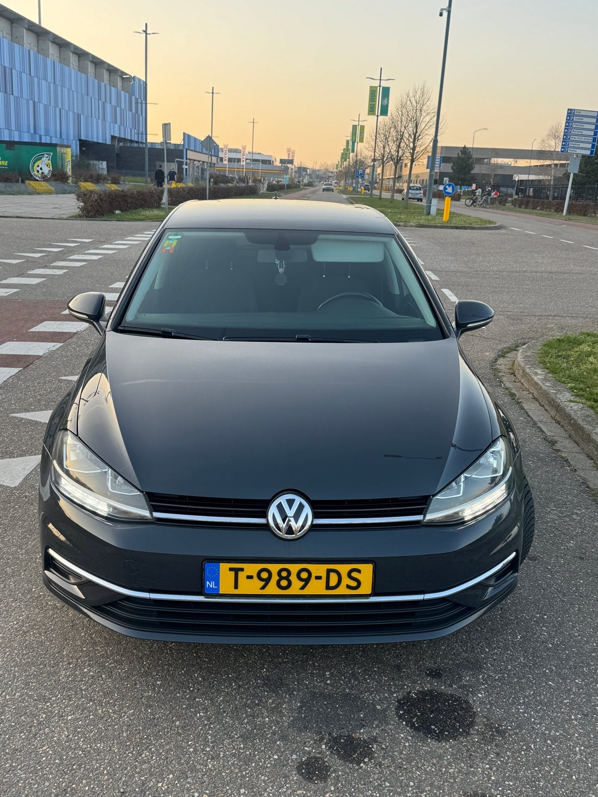 Volkswagen Golf 1.4 TSI 125pk 5D 2018 Grijs, Auto's, Voorwielaandrijving, 125 pk, 4 cilinders, 1395 cc