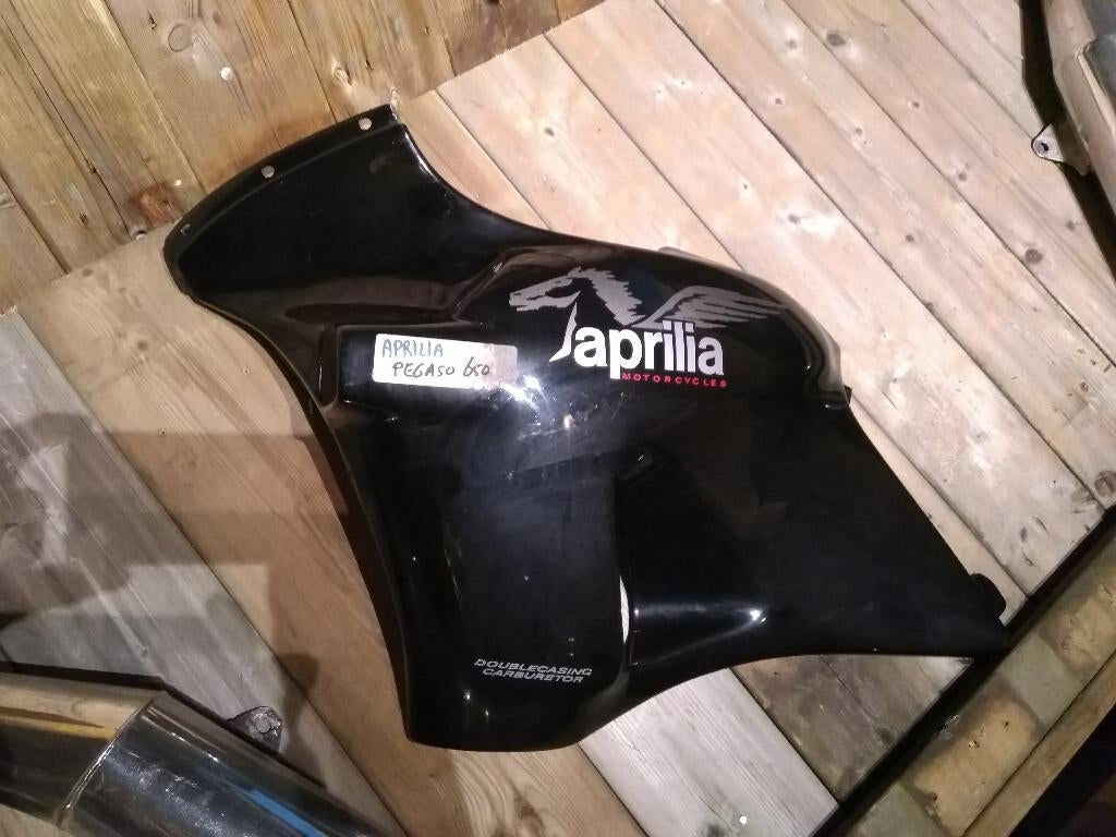 zijkuipdeel links aprilia pegaso 650, Motoren, Ophalen of Verzenden, Gebruikt