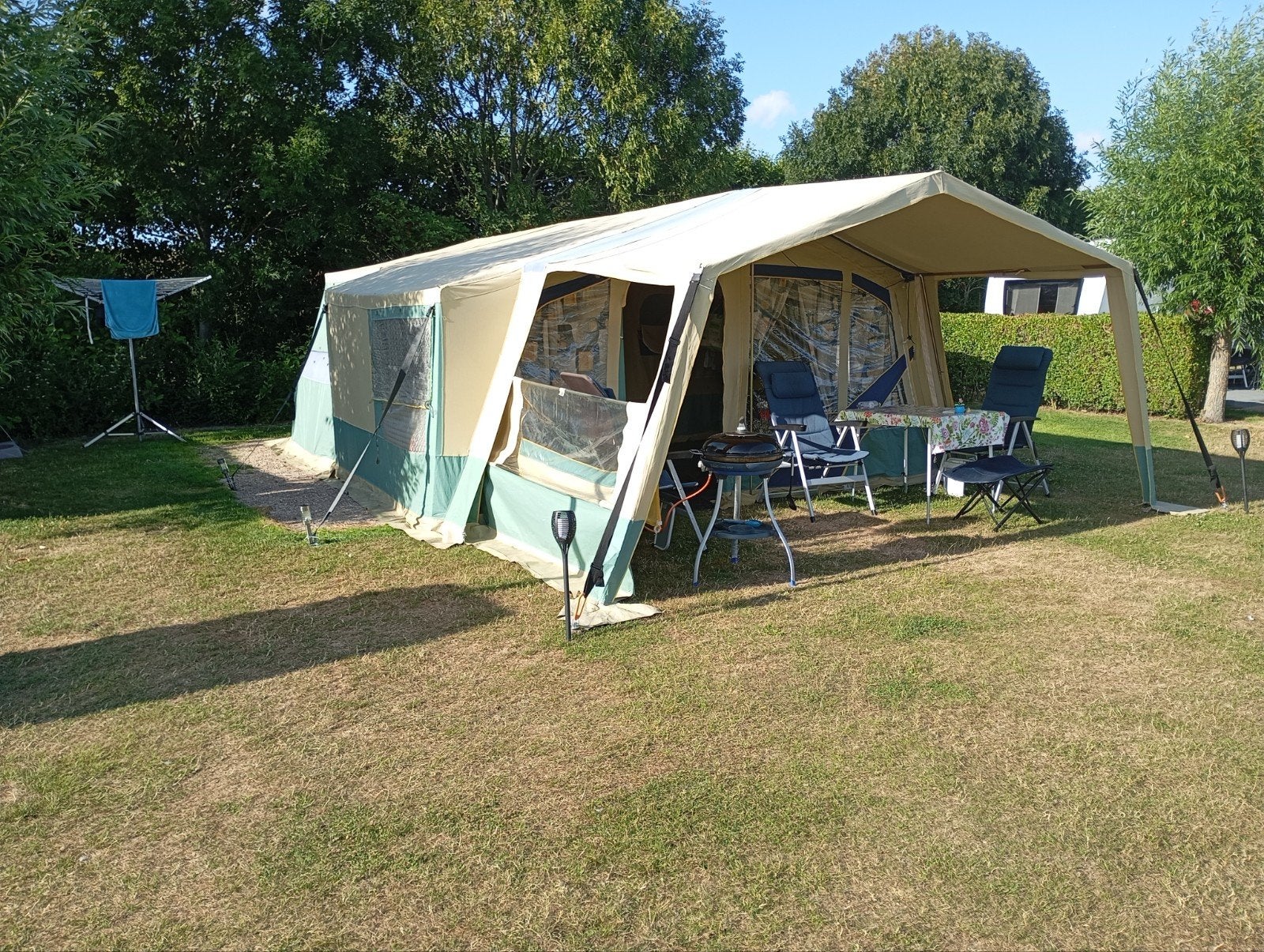 Ruime Jamet Arizona vouwwagen met voortent, luifel en keuken, Ophalen, Meerkleurig, Meer dan 6, Jamet