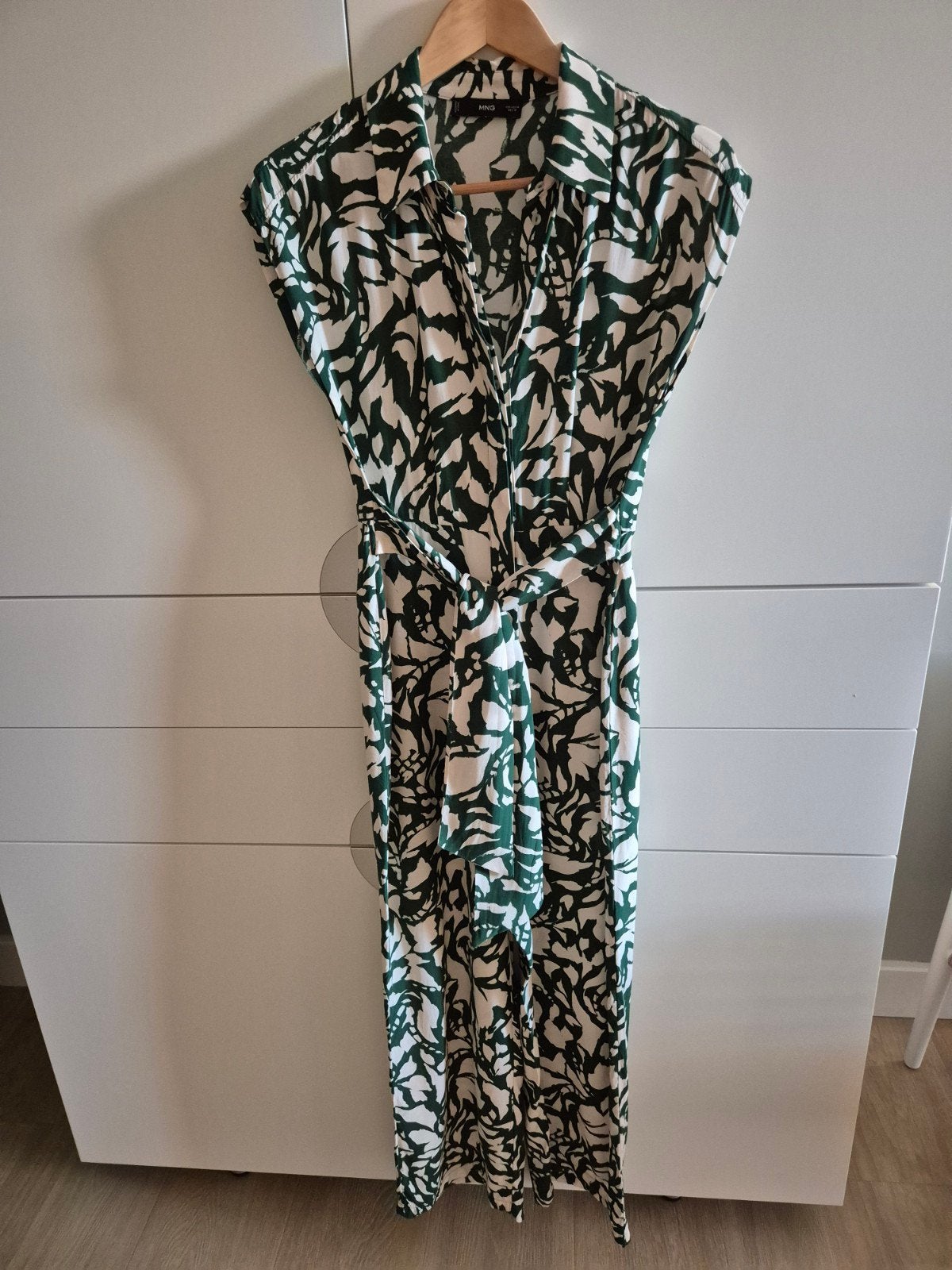 mooie zomer Dames Jumpsuit maat M groen/beige, Ophalen of Verzenden, Zo goed als nieuw, Maat 38/40 (M), Beige