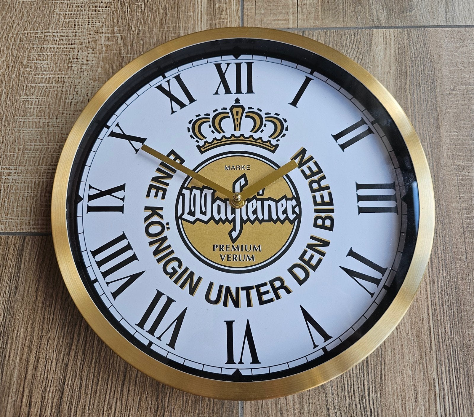 Klok WARSTEINER 30cm
Rond Ø30CM

Andere afmetingen en uitvoe, Ophalen of Verzenden, Nieuw, Reclamebord, Plaat of Schild, Overige merken