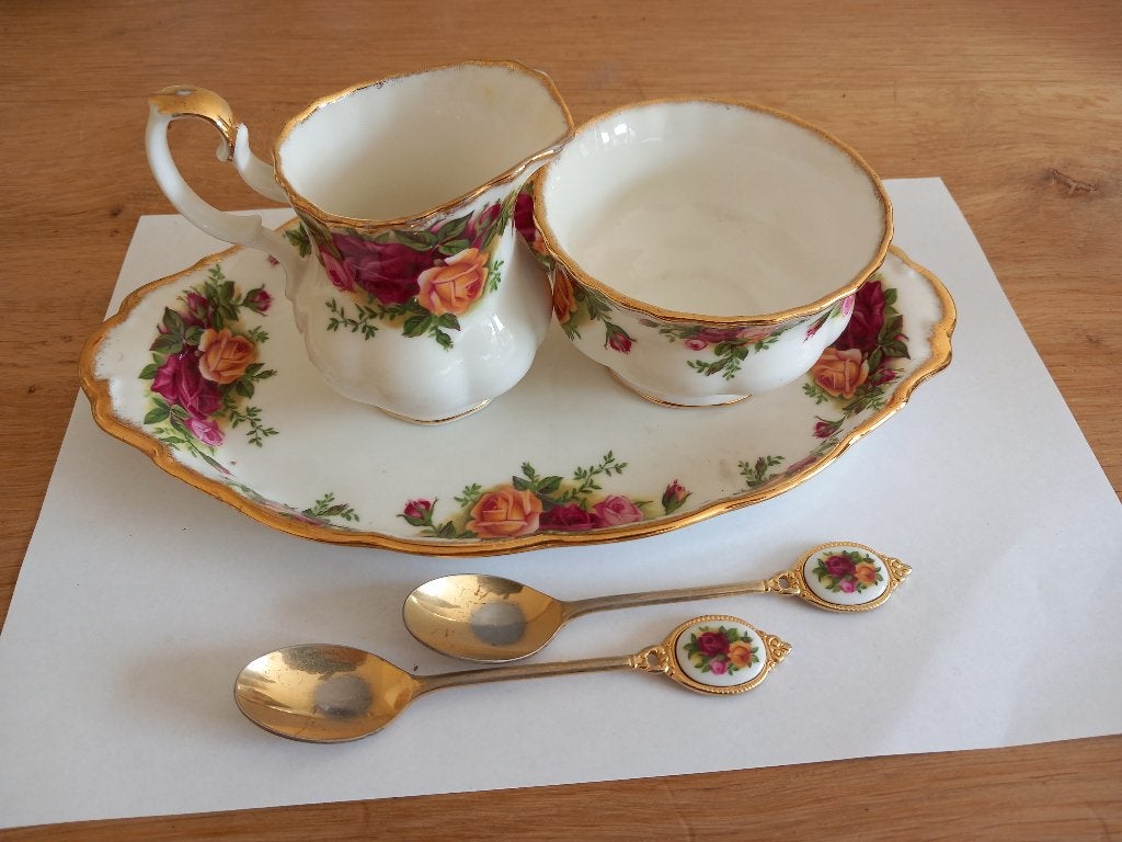 Porselein, Antiek en Kunst, Antiek | Servies los, Ophalen of Verzenden