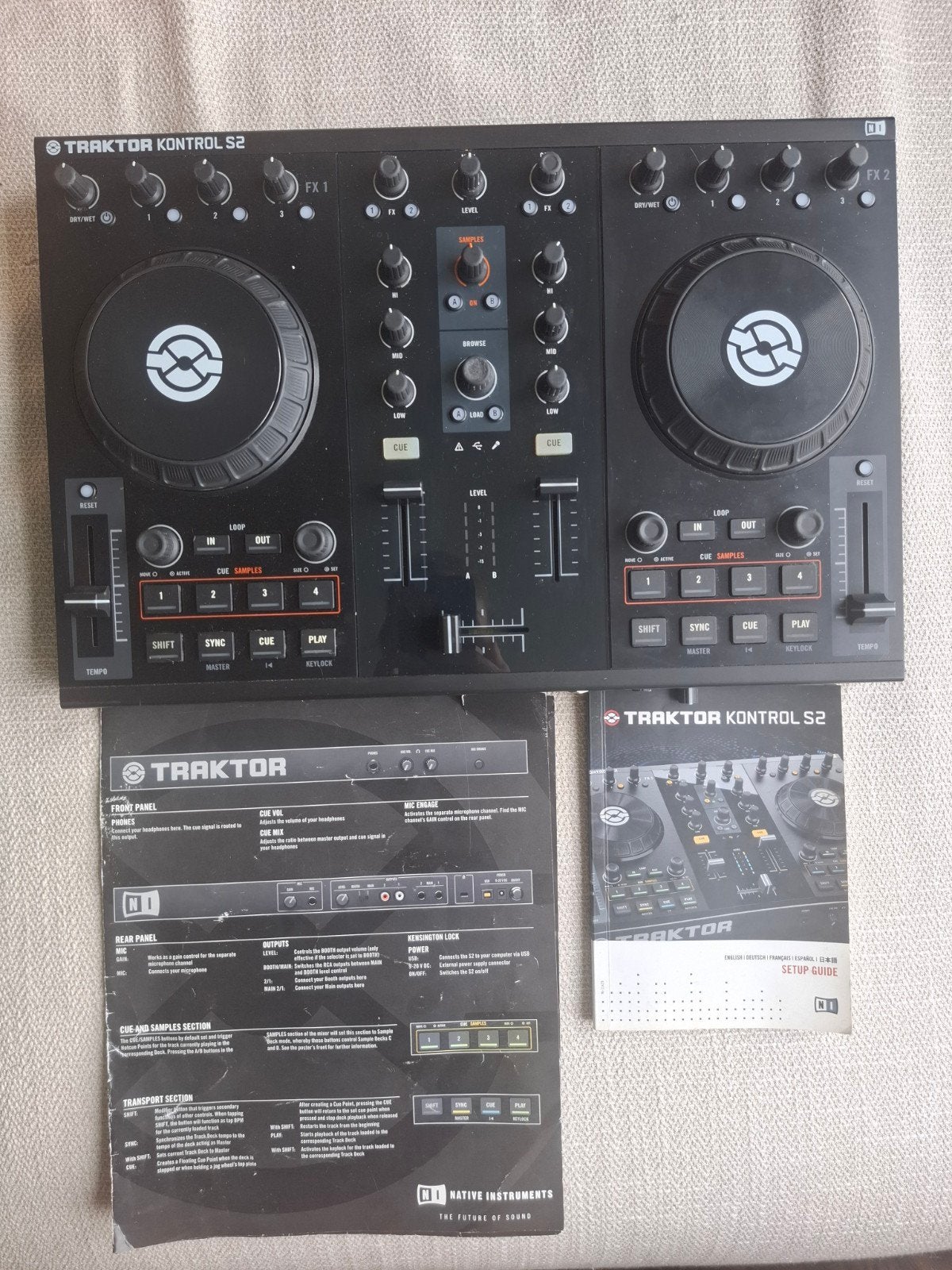 Traktor Kontrol S2 DJ-controller met handleidingen, Muziek en Instrumenten, Ophalen of Verzenden, Gebruikt, Dj-set, Overige merken