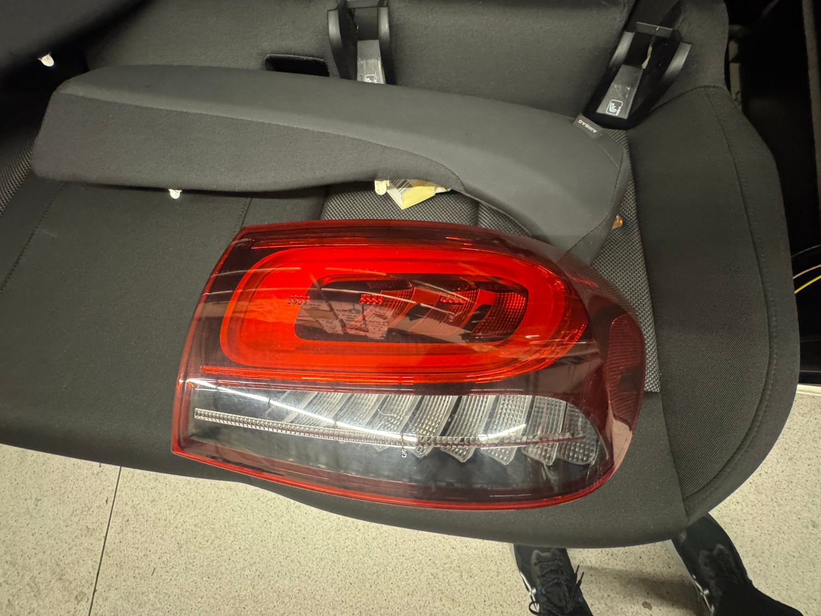 W247 gla  eqa achterlicht rechts origineel, Ophalen of Verzenden, Gebruikt, Mercedes-Benz