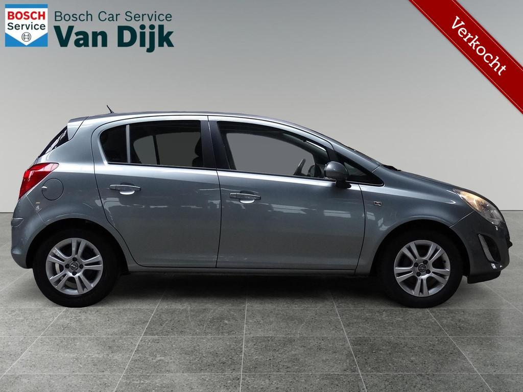 verkocht Opel Corsa 1.4-16V Airco/Cruise/Stoelverwarming, Auto's, Voorwielaandrijving, Euro 5, Gebruikt, 1398 cc