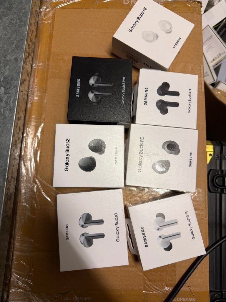 Samsuing Galaxy Buds (diverse soorten), Telecommunicatie, Mobiele telefoons | Oordopjes, Ophalen of Verzenden, Zo goed als nieuw