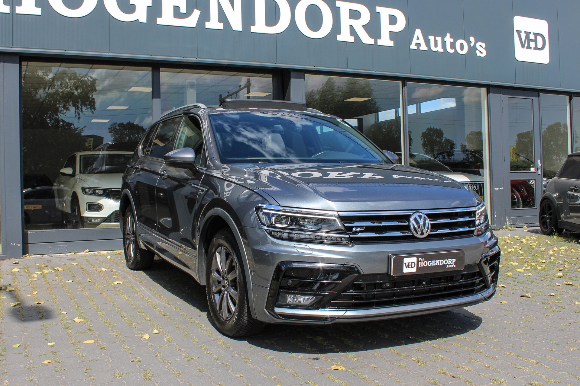 Volkswagen TIGUAN 2.0 TDI 4M R Line PANO NAVI 7p, Automaat, Gebruikt, 4 cilinders, Leder