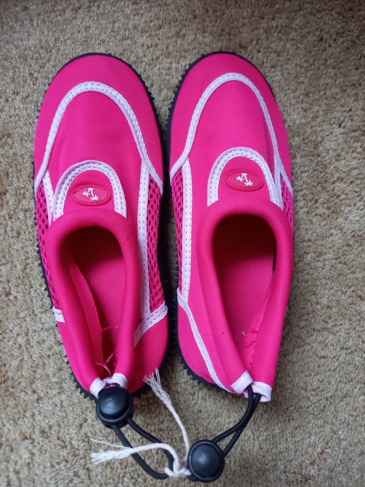 Aquasic Nino waterschoenen mt 33, Watersport en Boten, Ophalen of Verzenden, Nieuw, Kind, Zeil- of Surfschoenen