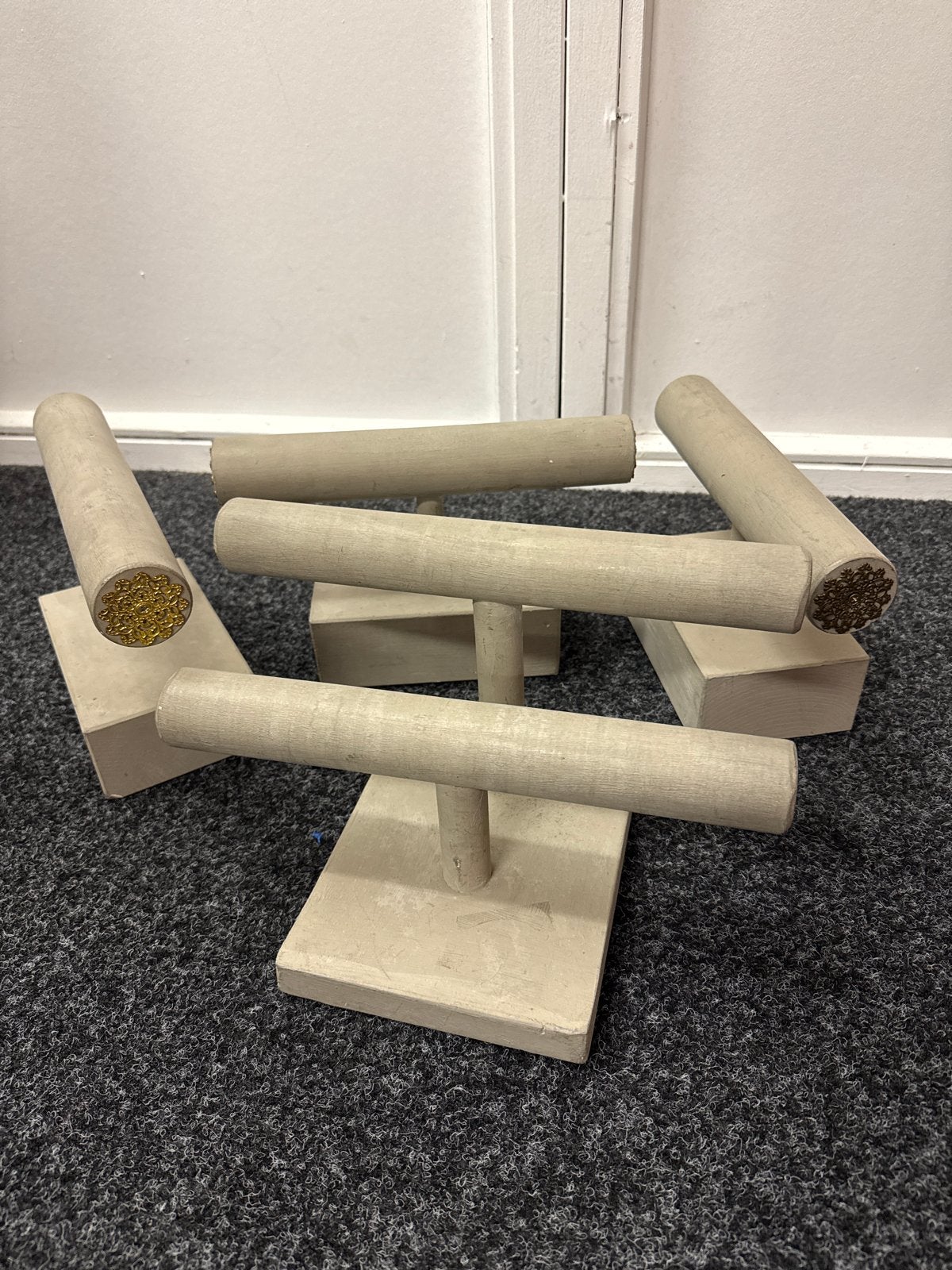 4 Houten Armband Displays - Beige/Natuurlijke Look, Sieraden, Tassen en Uiterlijk, Ophalen, Gebruikt, Beige, Hout