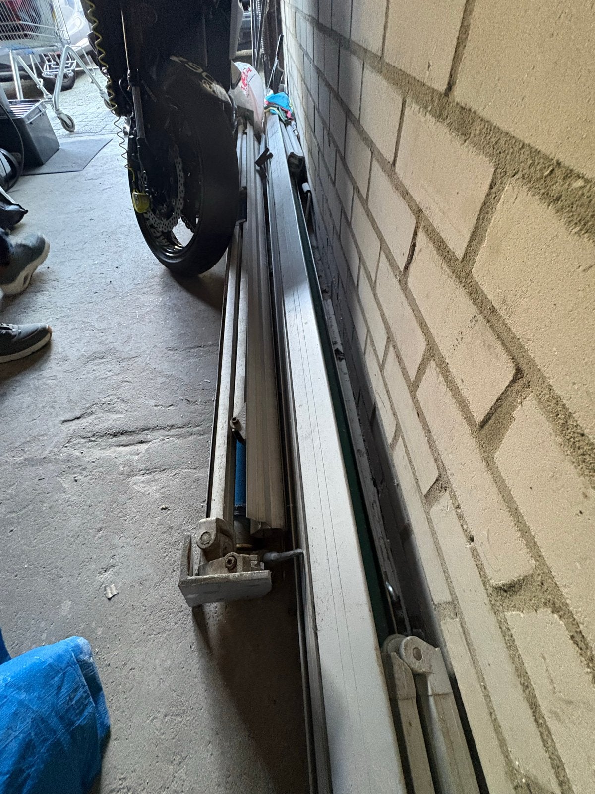 Electrische zonnescherm met knikarm 2 stuks, Tuin en Terras, Gebruikt, Ophalen of Verzenden, 150 tot 300 cm, 250 cm tot 450 cm