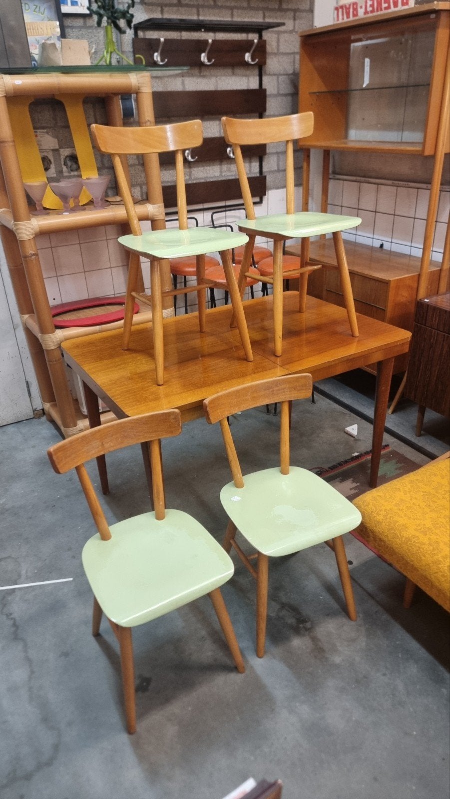 vintage eetkamerstoelen jaren 60 Ton Tsjechoslowakije, Ophalen of Verzenden