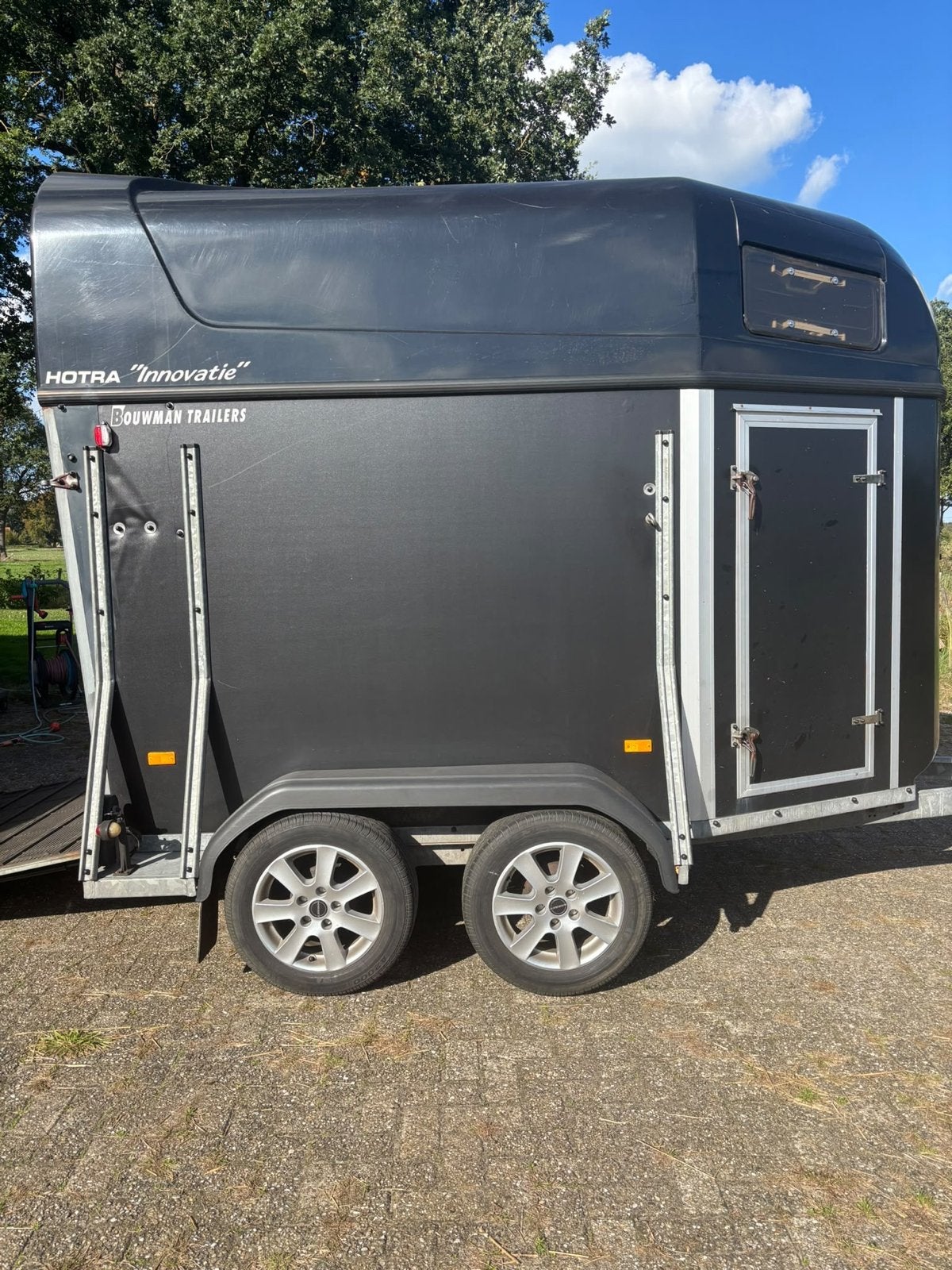 Hotra Innovatie Paardentrailer - Bouwman Trailers, Ophalen, Gebruikt, Hout, 2-paards trailer