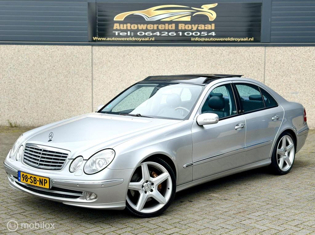 Dikke Mercedes E-klasse 500 V8*PANO*AUT*VOL, Auto's, Mercedes-Benz, Automaat, Achterwielaandrijving, Gebruikt, 8 cilinders