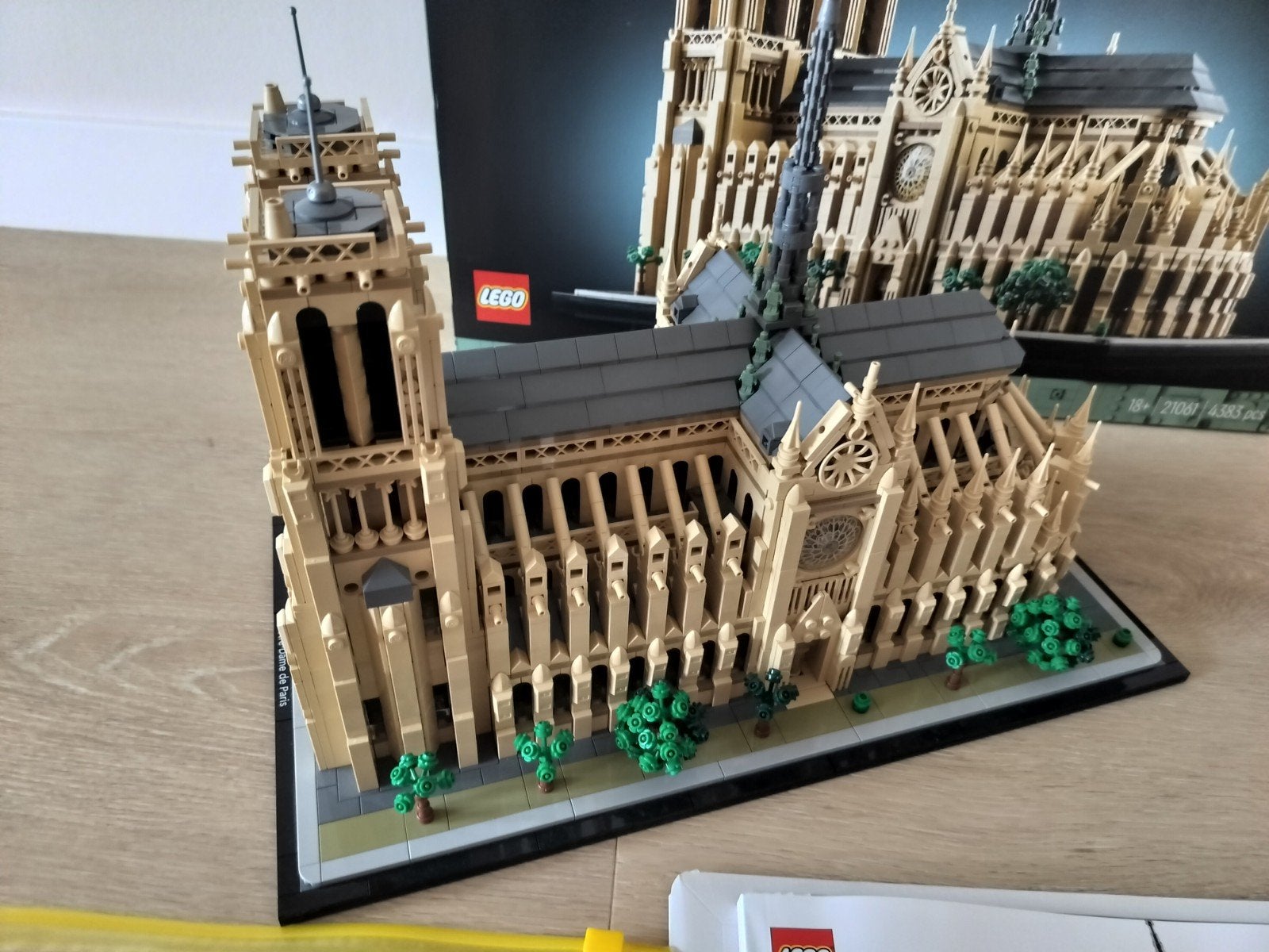 LEGO Architecture 21061 Notre-Dame de Paris, Compleet, Lego, Architecture, Ophalen of Verzenden