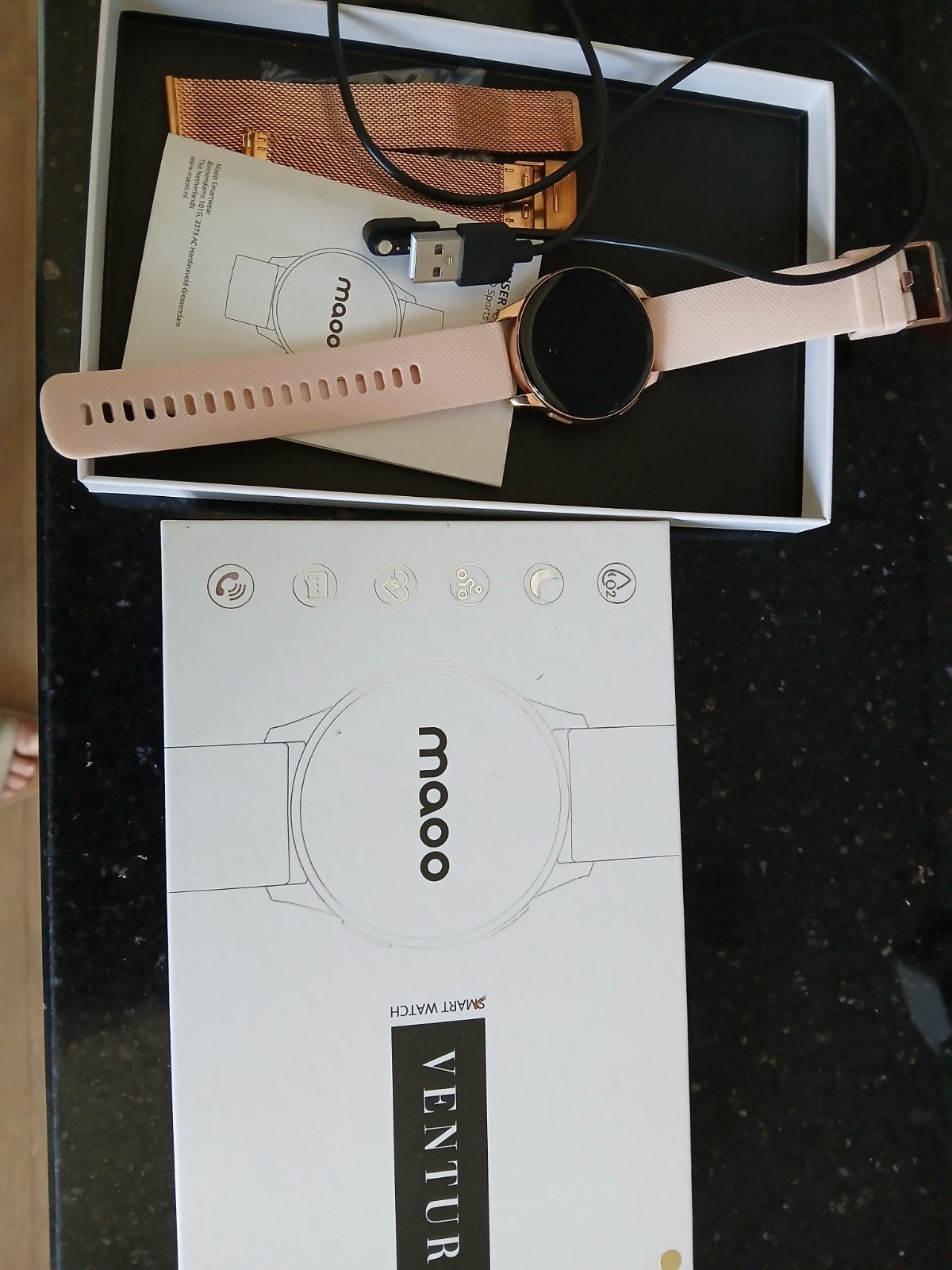 Dames smartwatch, Sieraden, Tassen en Uiterlijk, Smartwatches, Ophalen, Nieuw, Zwart, Android