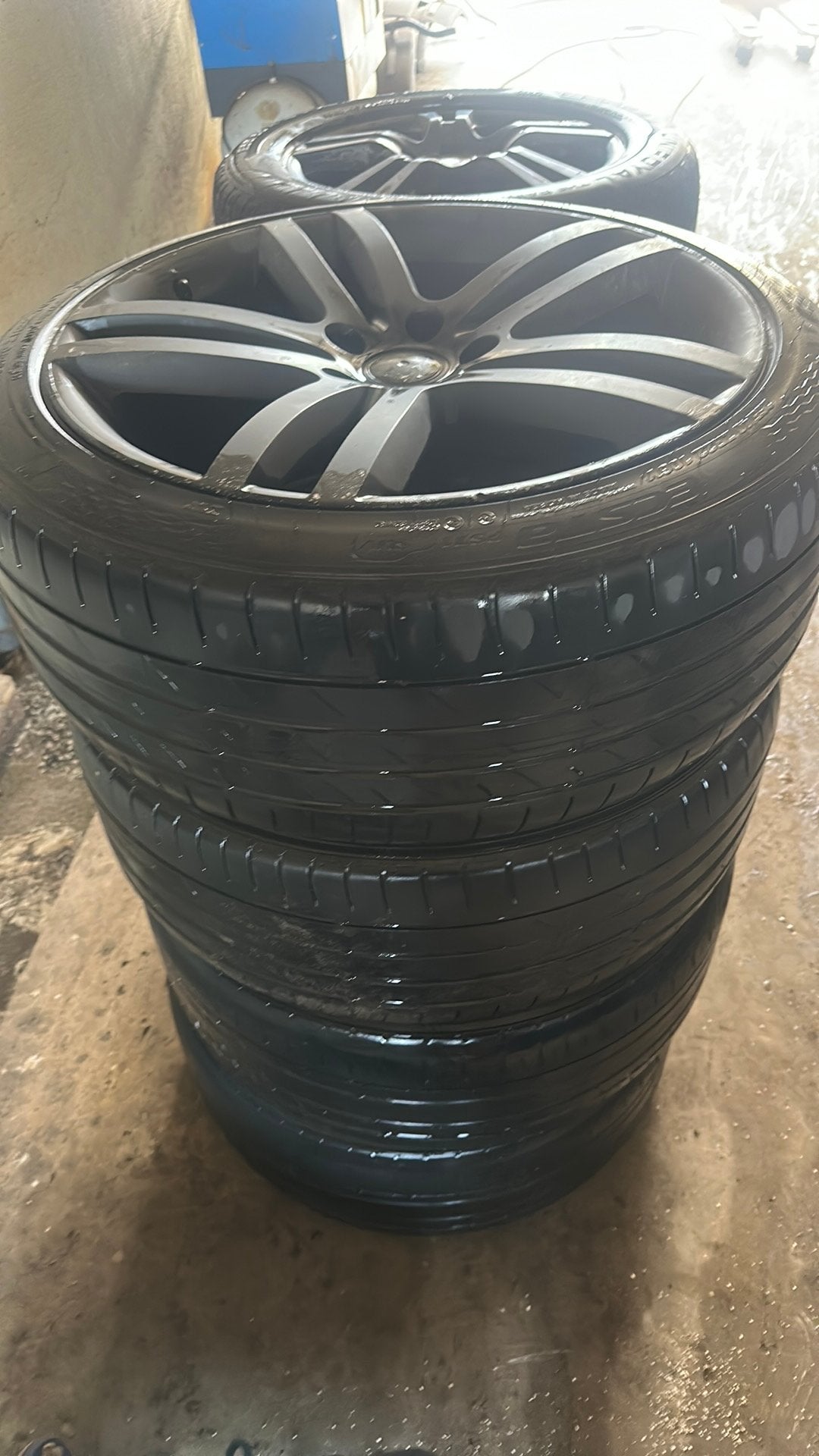 22 inch, Auto-onderdelen, Banden en Velgen, Velg(en), 265 mm, Overige maten, Zomerbanden