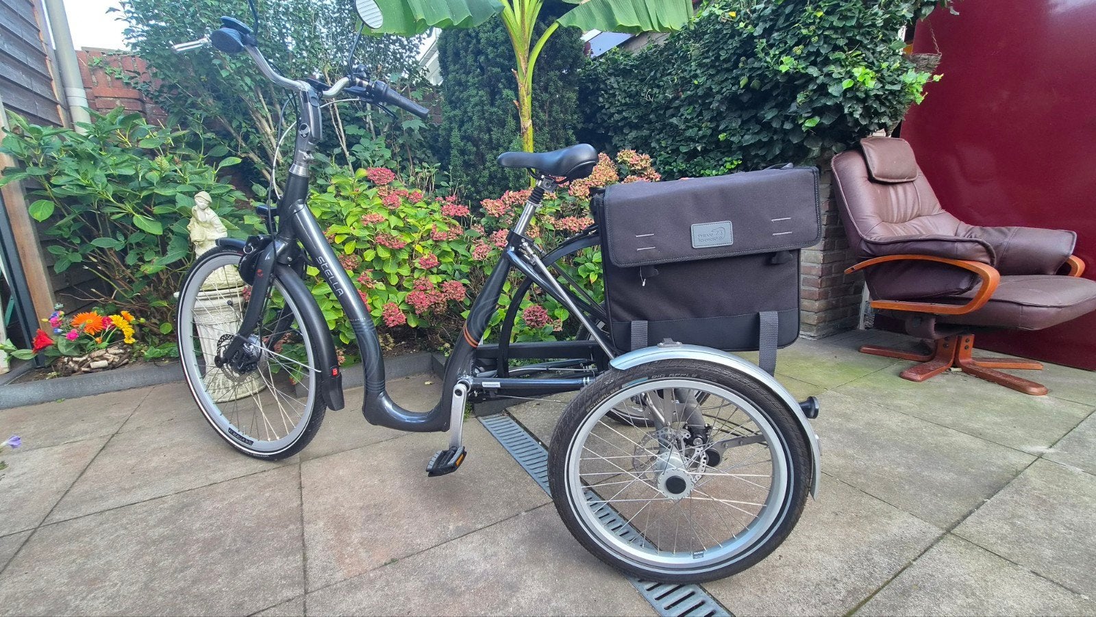Stella Nantes driewieler e-bike met zijwielen, Fietsen en Brommers, Ophalen, Zo goed als nieuw, Schijfrem, Stella