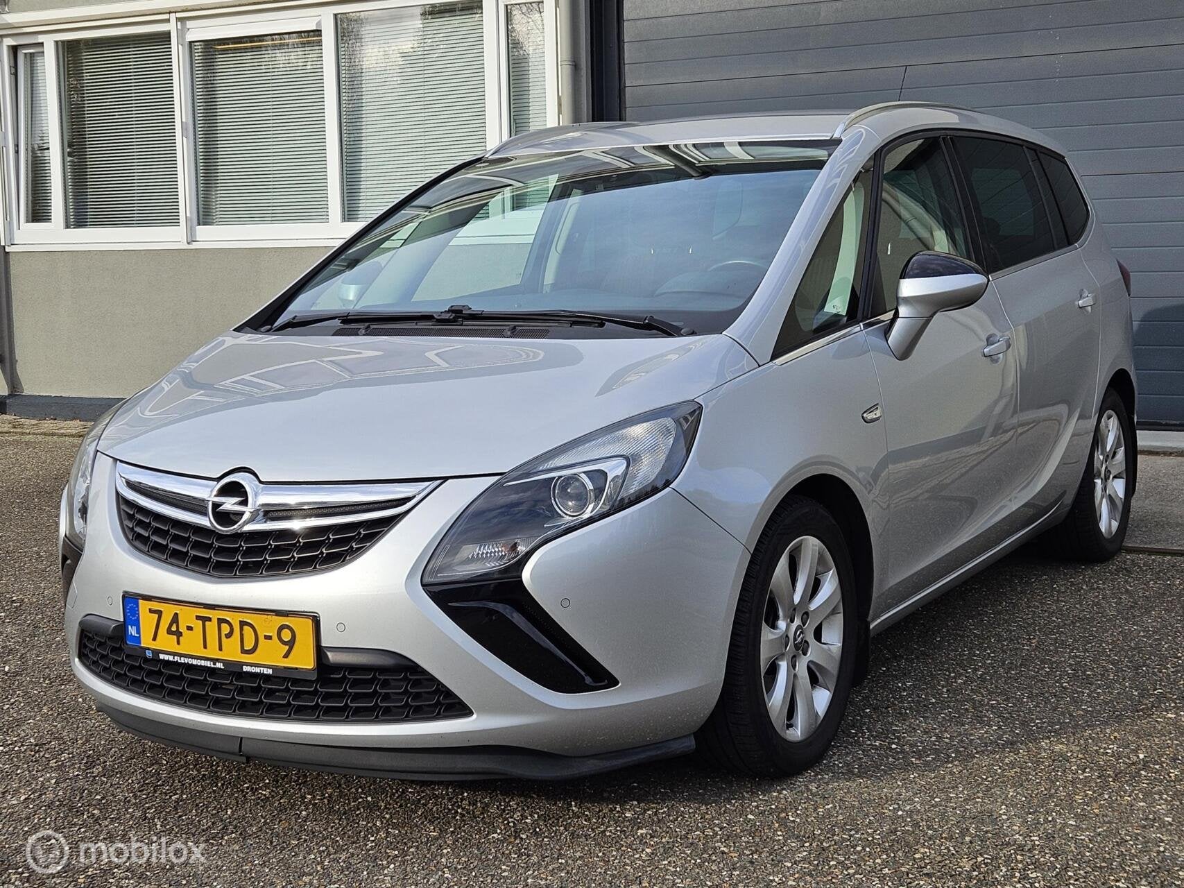 Opel Zafira Tourer 1.4 Cosmo AIRCO CRUISE CONTROL NAP ELEK.R, Euro 5, Parkeersensor, 4 cilinders, Origineel Nederlands
