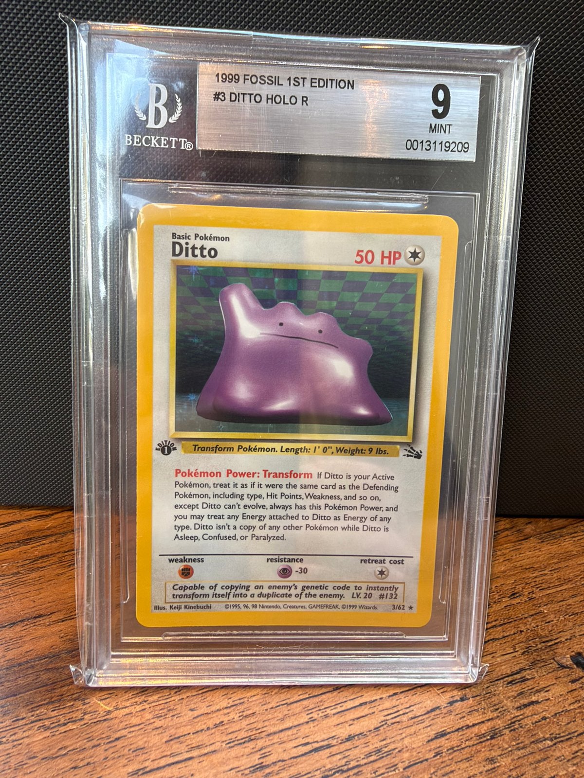 Ditto fossil 1st edition holo engels grade 9 BGS, Verzenden, Zo goed als nieuw