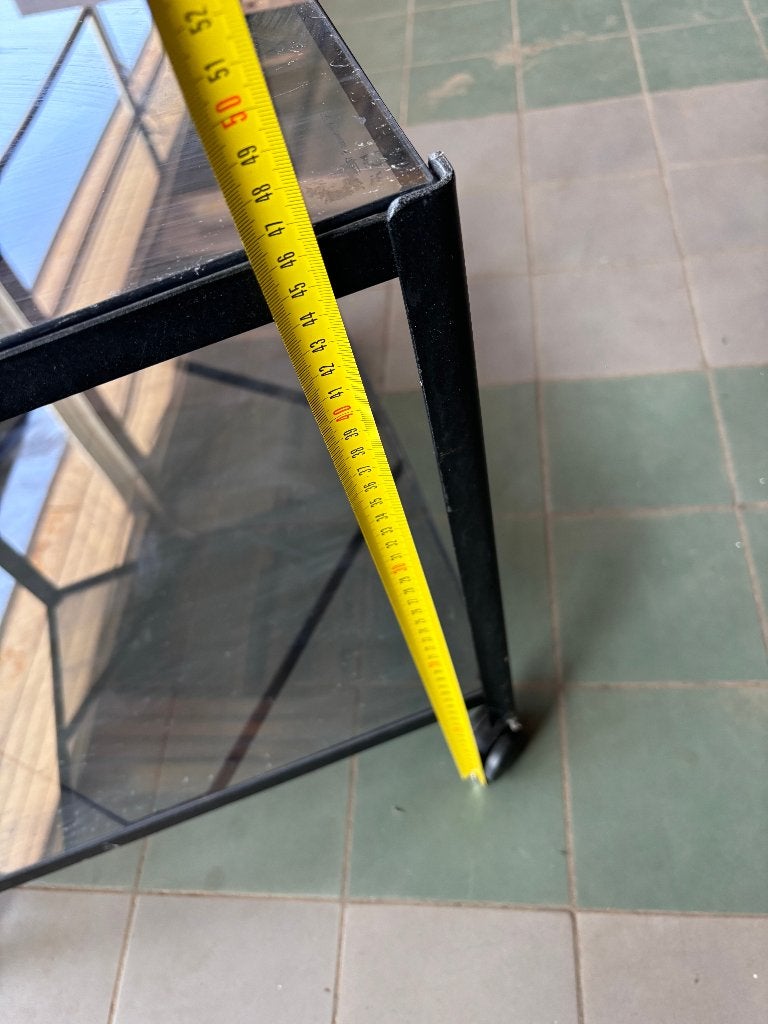 IKEA Bijzettafel Zwart Metaal Glas op Wielen, Minder dan 55 cm, Gebruikt, Vierkant, Glas