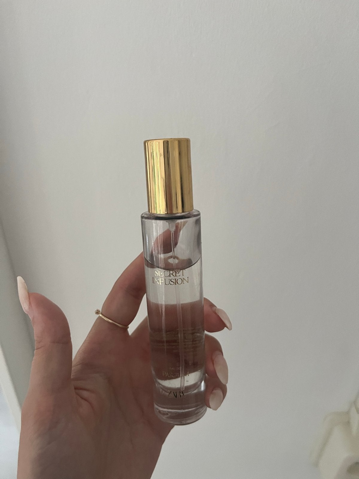 Zara Secret Infusion parfum 26 ml, Ophalen, Zo goed als nieuw