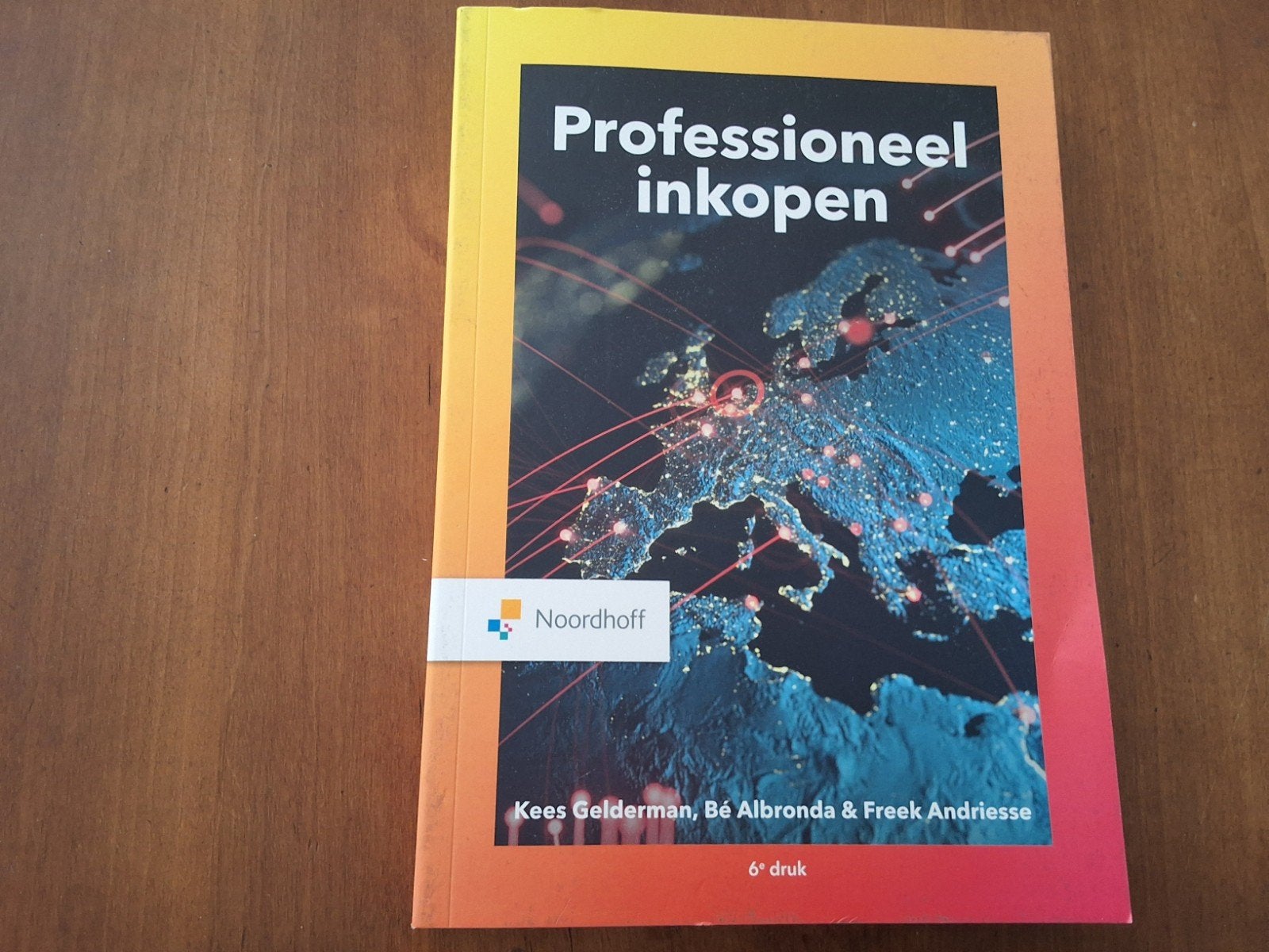 Professioneel inkopen - 6e druk - Kees Gelderman e.a., Boeken, Kees Gelderman, Bé Albronda & Freek Andriesse, Zo goed als nieuw